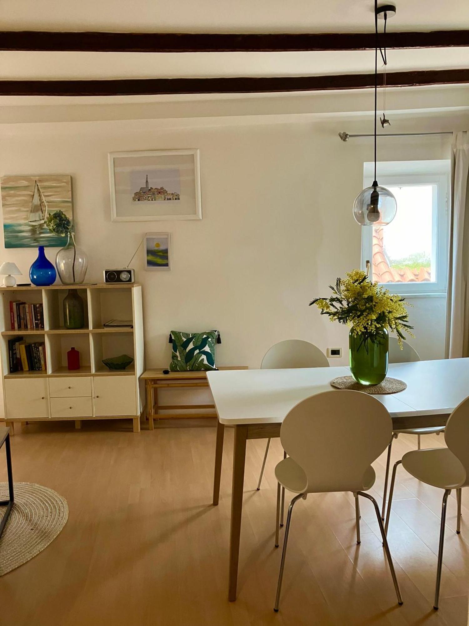 Casa Plava Sea View Apartment Ровин Екстериор снимка