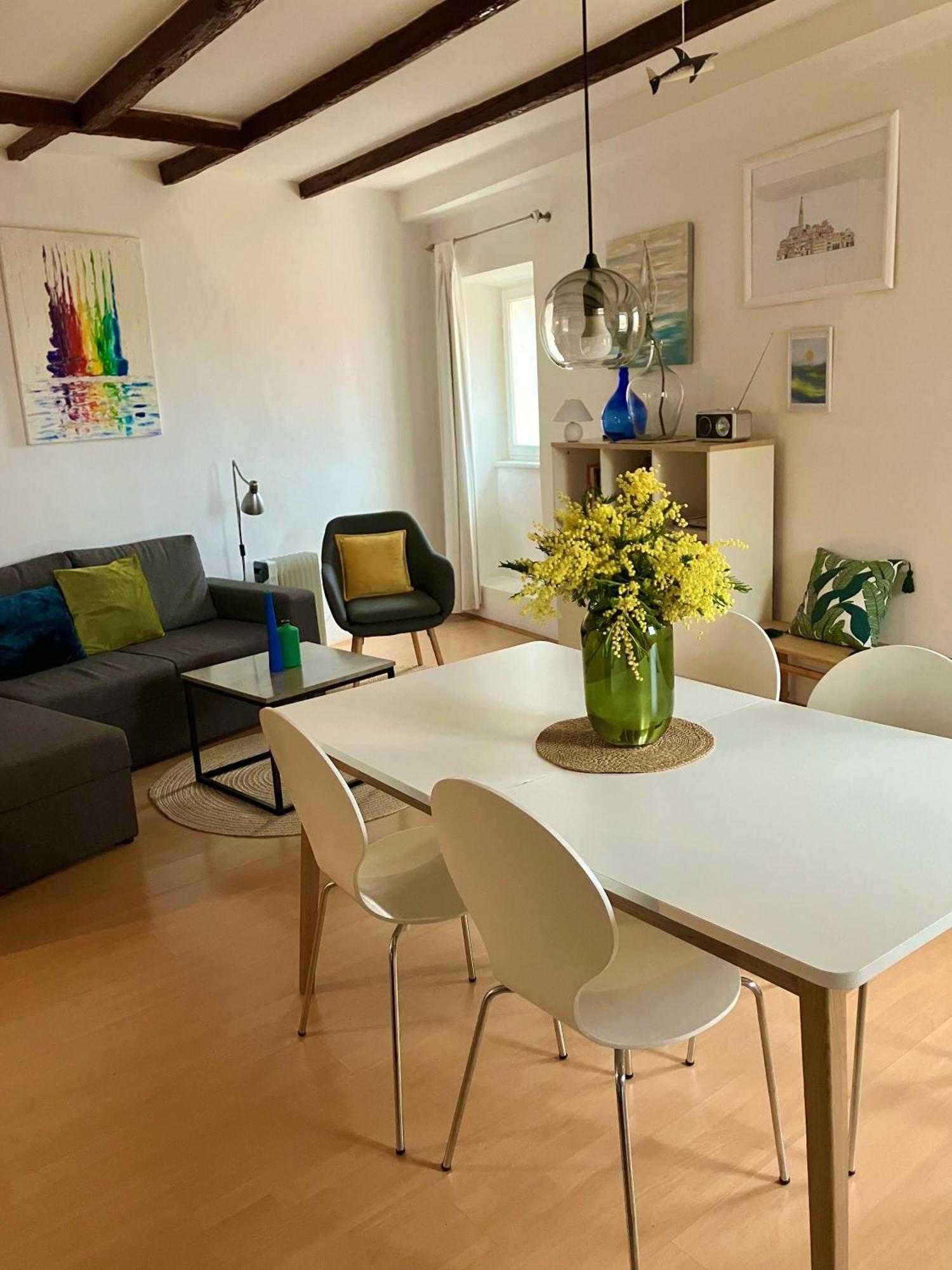 Casa Plava Sea View Apartment Ровин Екстериор снимка