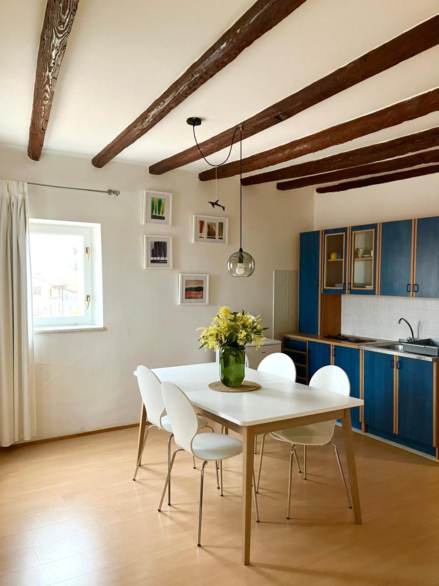 Casa Plava Sea View Apartment Ровин Екстериор снимка